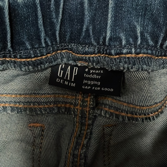 GAP Toddler Pull-On Jeggings - Picture 2 of 3